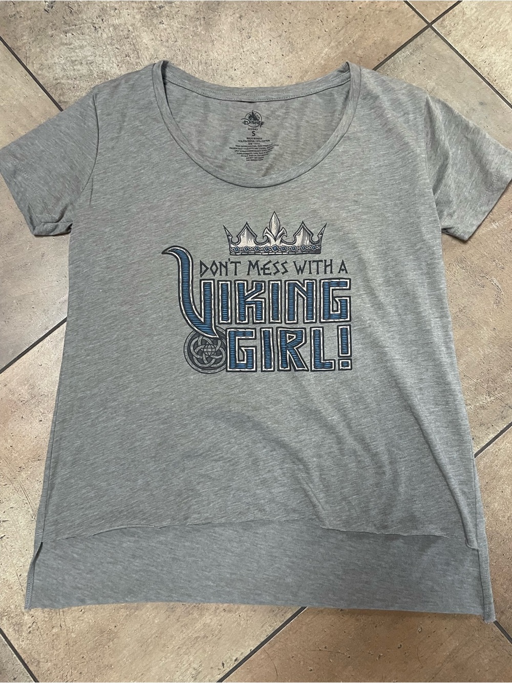 Disney Parks Epcot Norway Don’t Mess With A Viking Girl Women’s t-shirt sz S